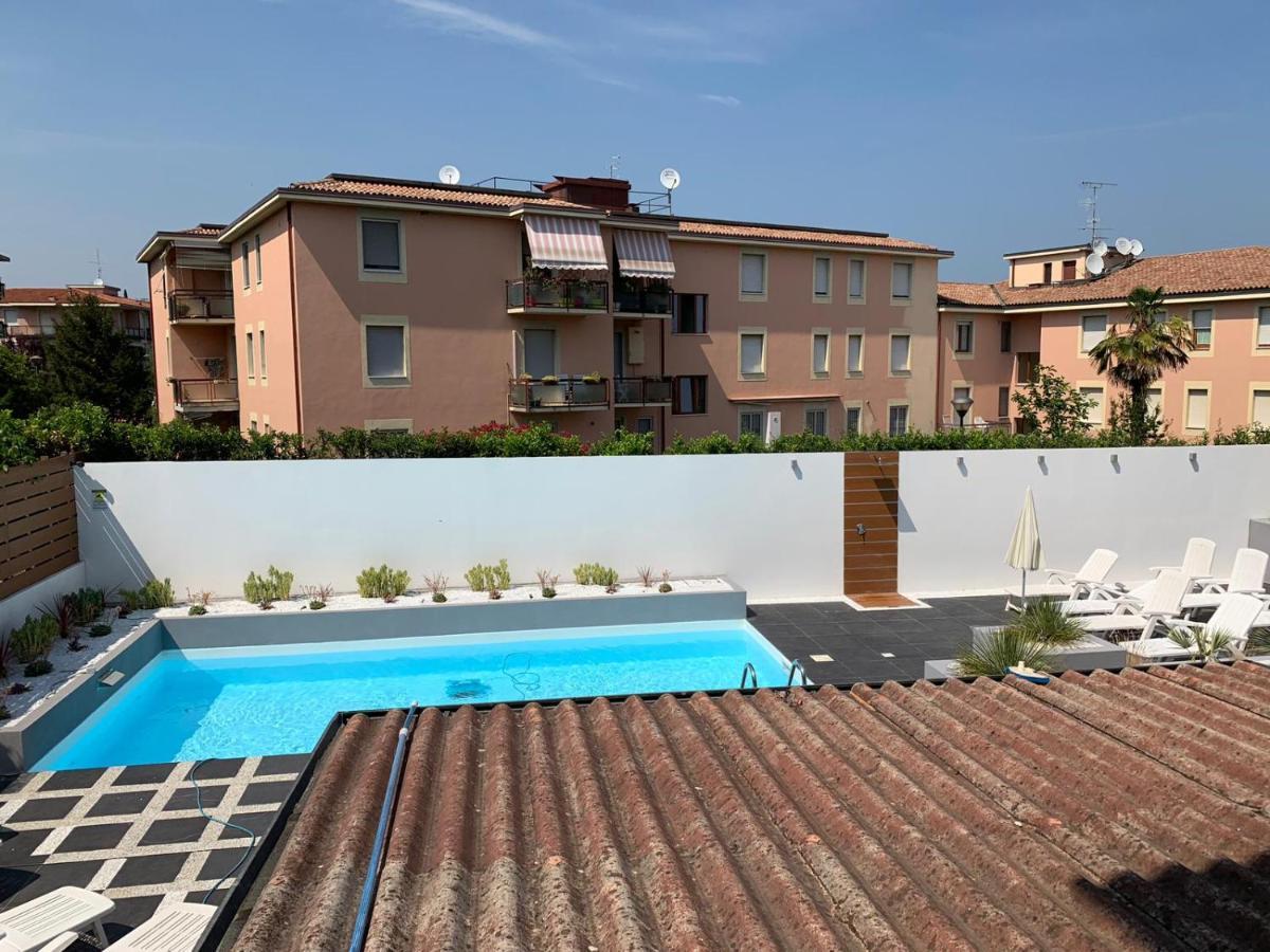 H3O Lago Di Garda Дезенцано-дель-Гарда Экстерьер фото